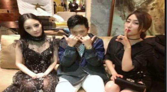 娱乐圈吃瓜群众图片高清