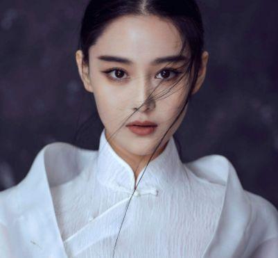 娱乐圈吃瓜热巴是谁呀,热巴的瓜田奇遇记